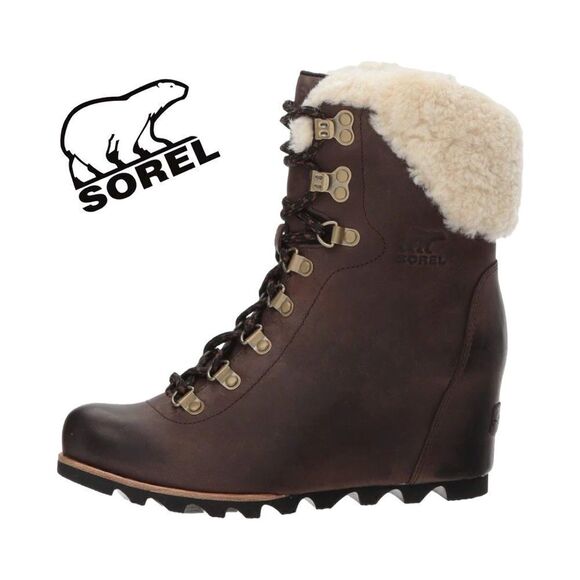 Sorel Shoes - LIKE NEW!!  SOREL Conquest Wedge Booties  Size 8.5